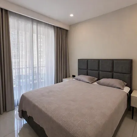 Royal Grand Exclusive Luxury Residence